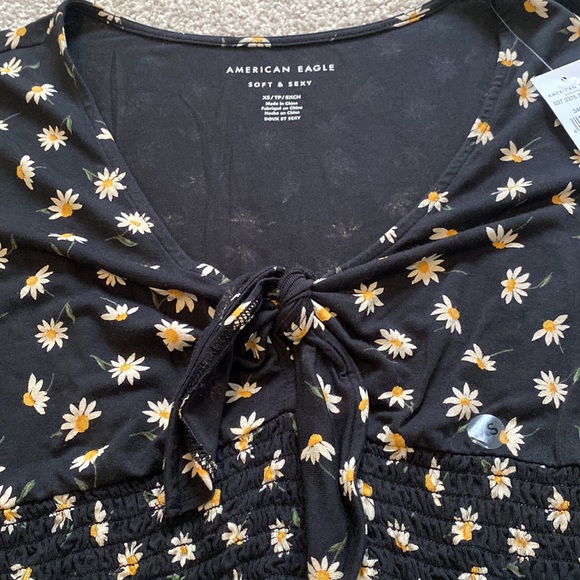 Daisy crop top - Picture 3 of 4